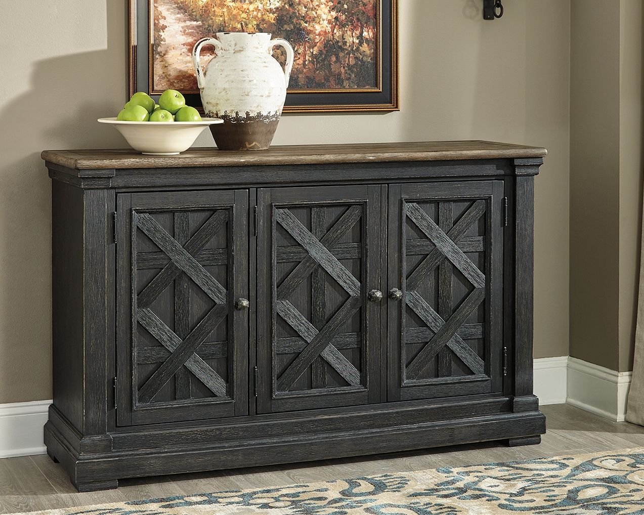 Tyler Creek - Dining Room Server - Black / Gray