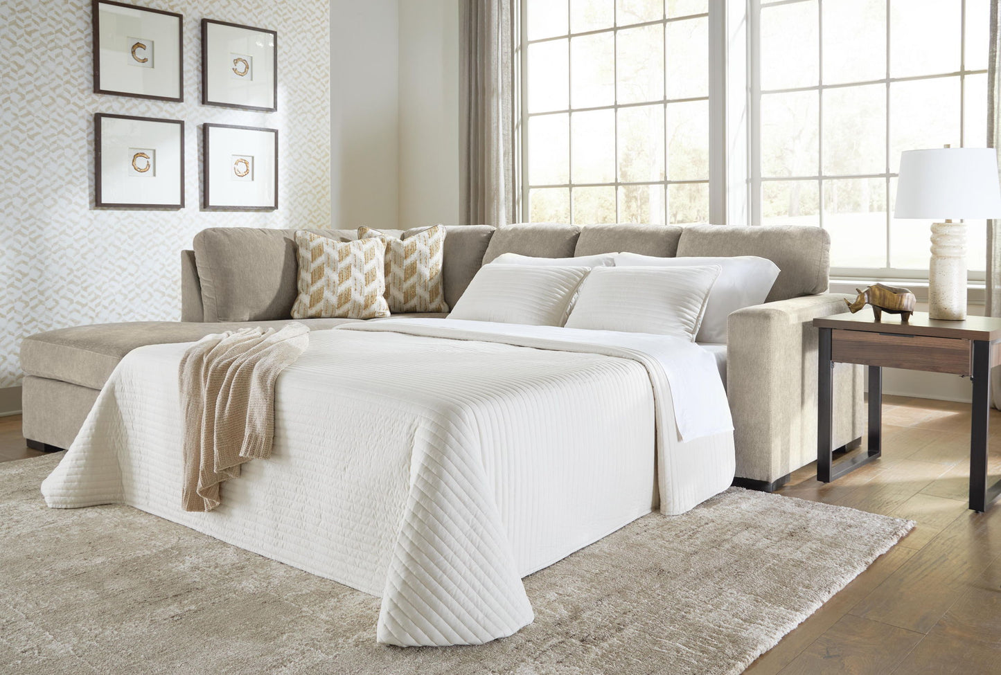 MaKaylen - Sleeper Sectional