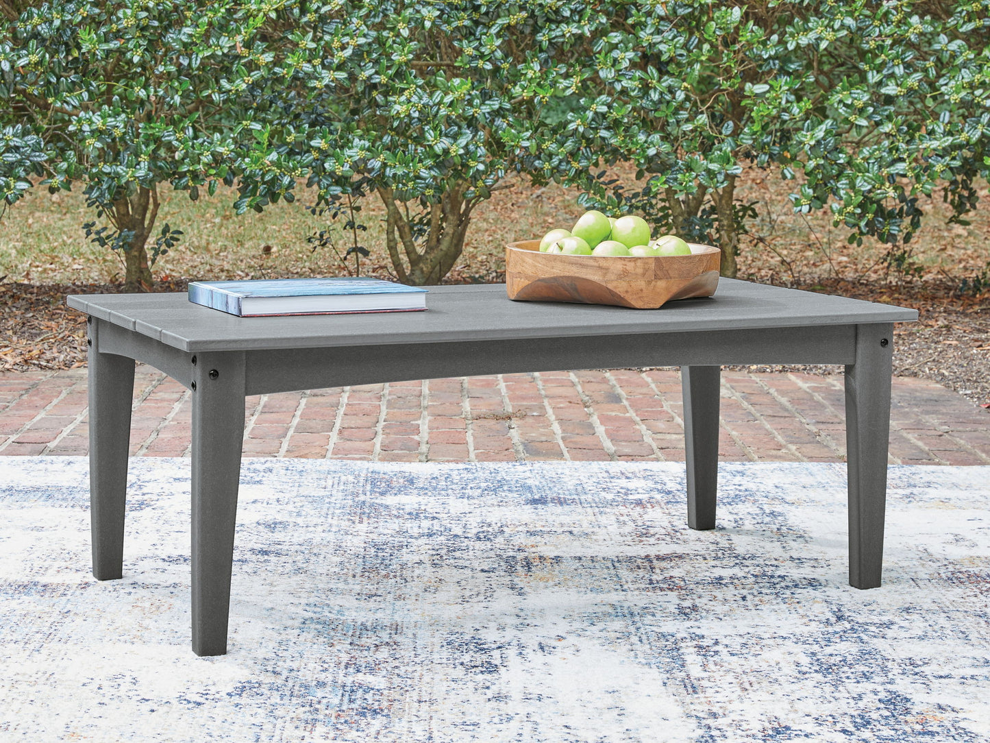 Lone View Bay - Rectangular Cocktail Table - Gray
