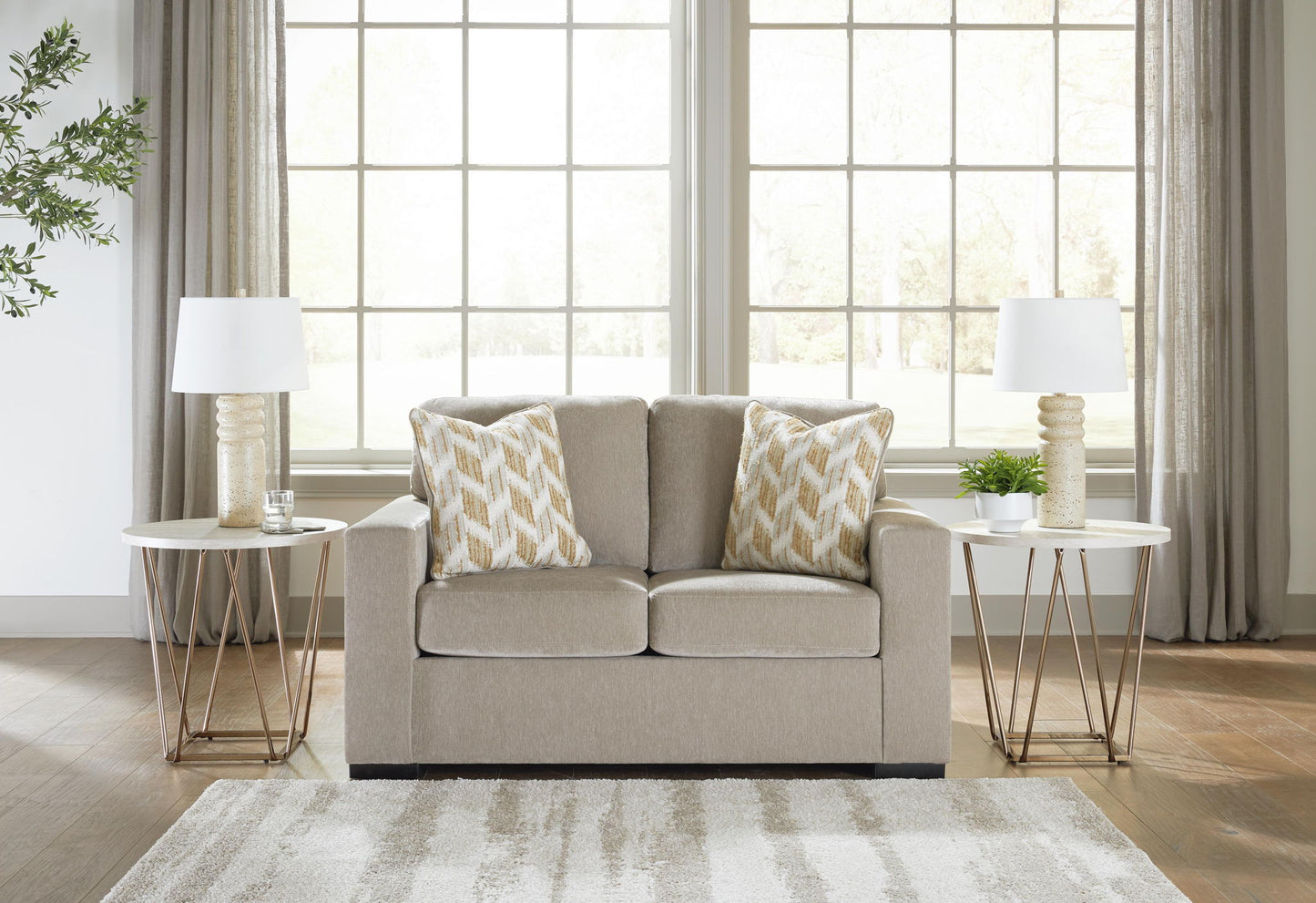 MaKaylen - Loveseat