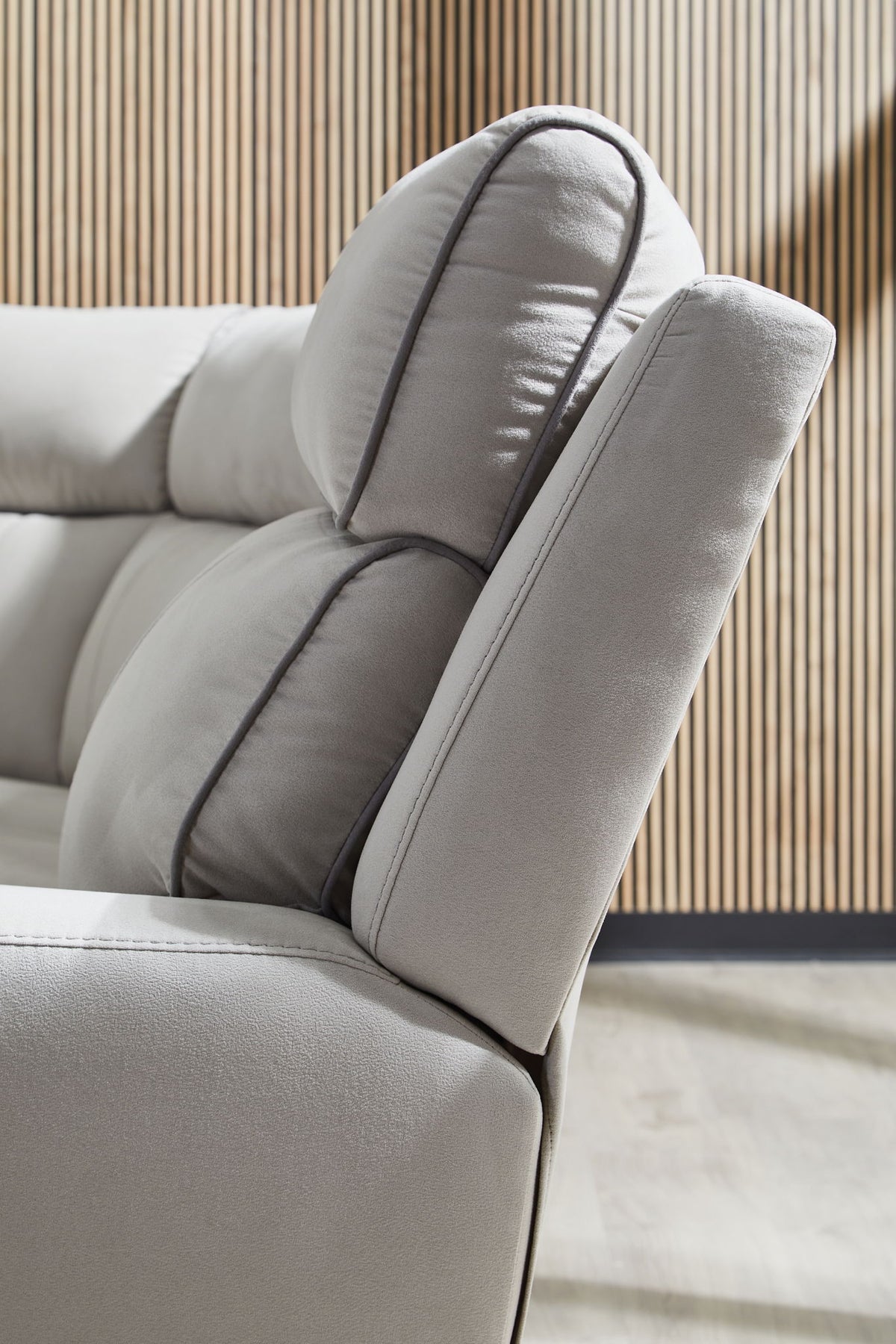 Grafton Pike - 6 Piece Reclining Sectional