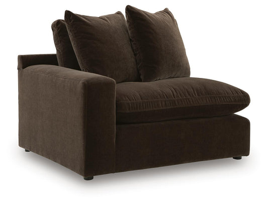 Maxton Heights - LAF Corner Chair - Bittersweet