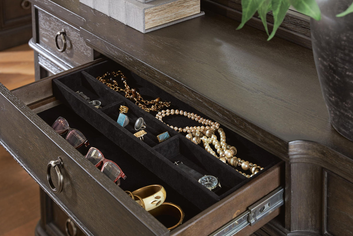Bannette - Dresser