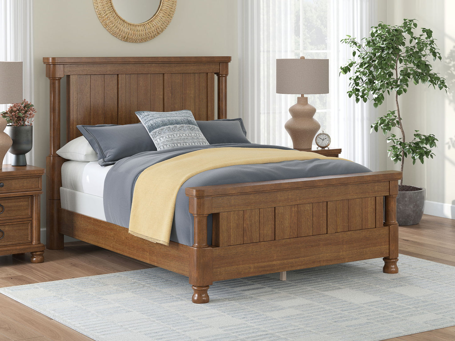 Chadworth - Poster Bed - Brown