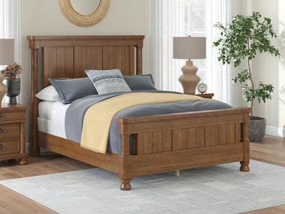 Chadworth - Poster Bed - Brown