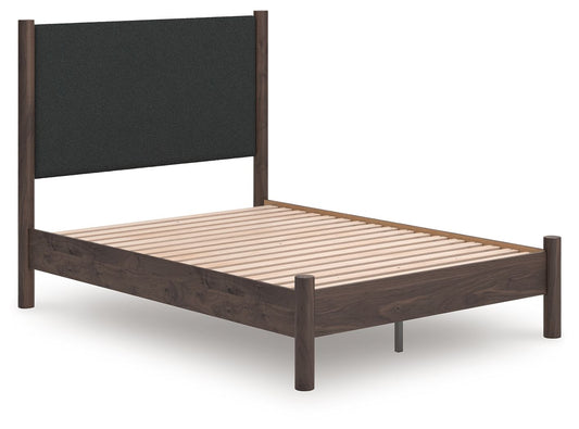 Cadmori - Upholstered Panel Platform Bed