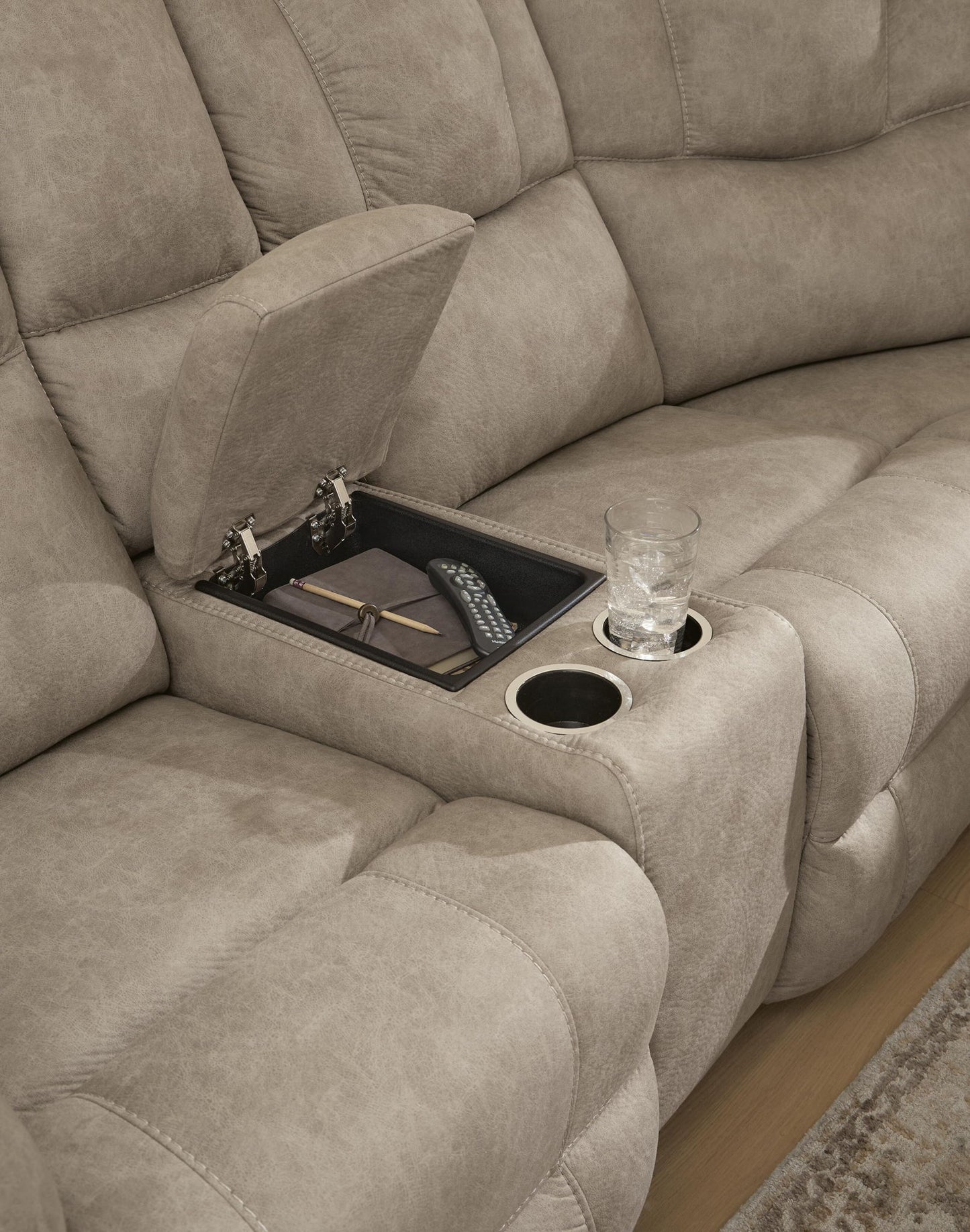 Ravenswaye - Reclining Sectional