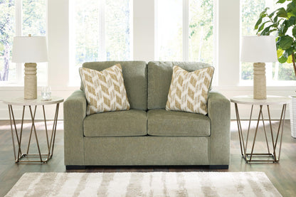 MaKaylen - Loveseat