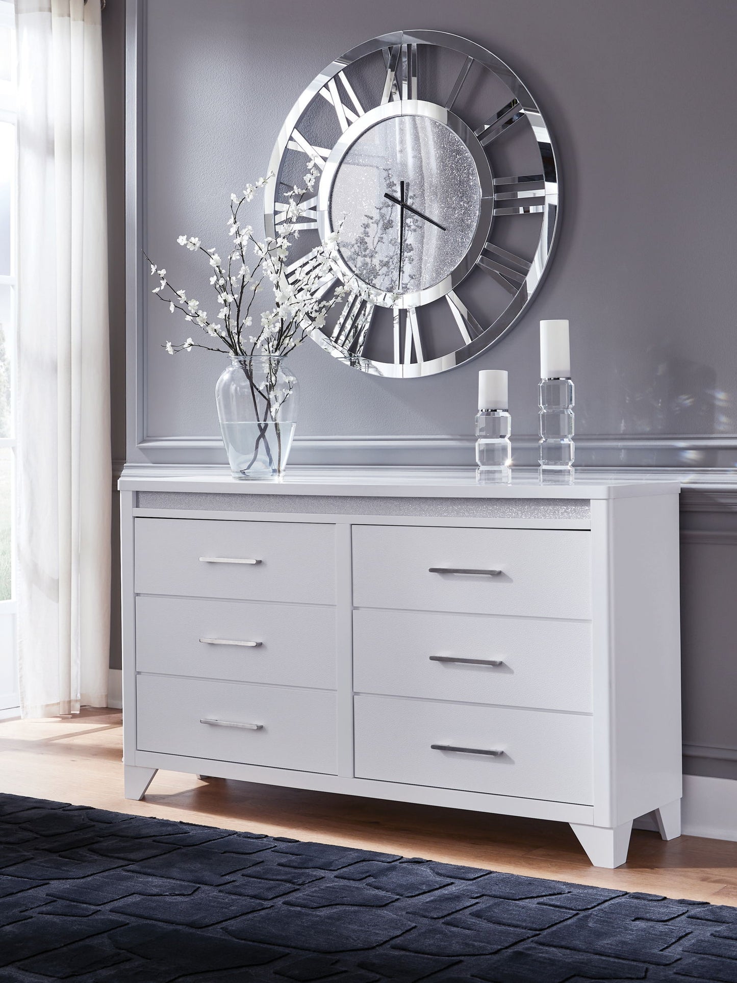 Frostlyn - Dresser - White