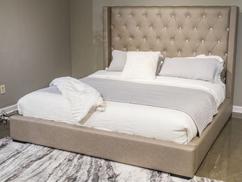 Branzton - Queen Upholstered Storage Footboard/Rails - Taupe
