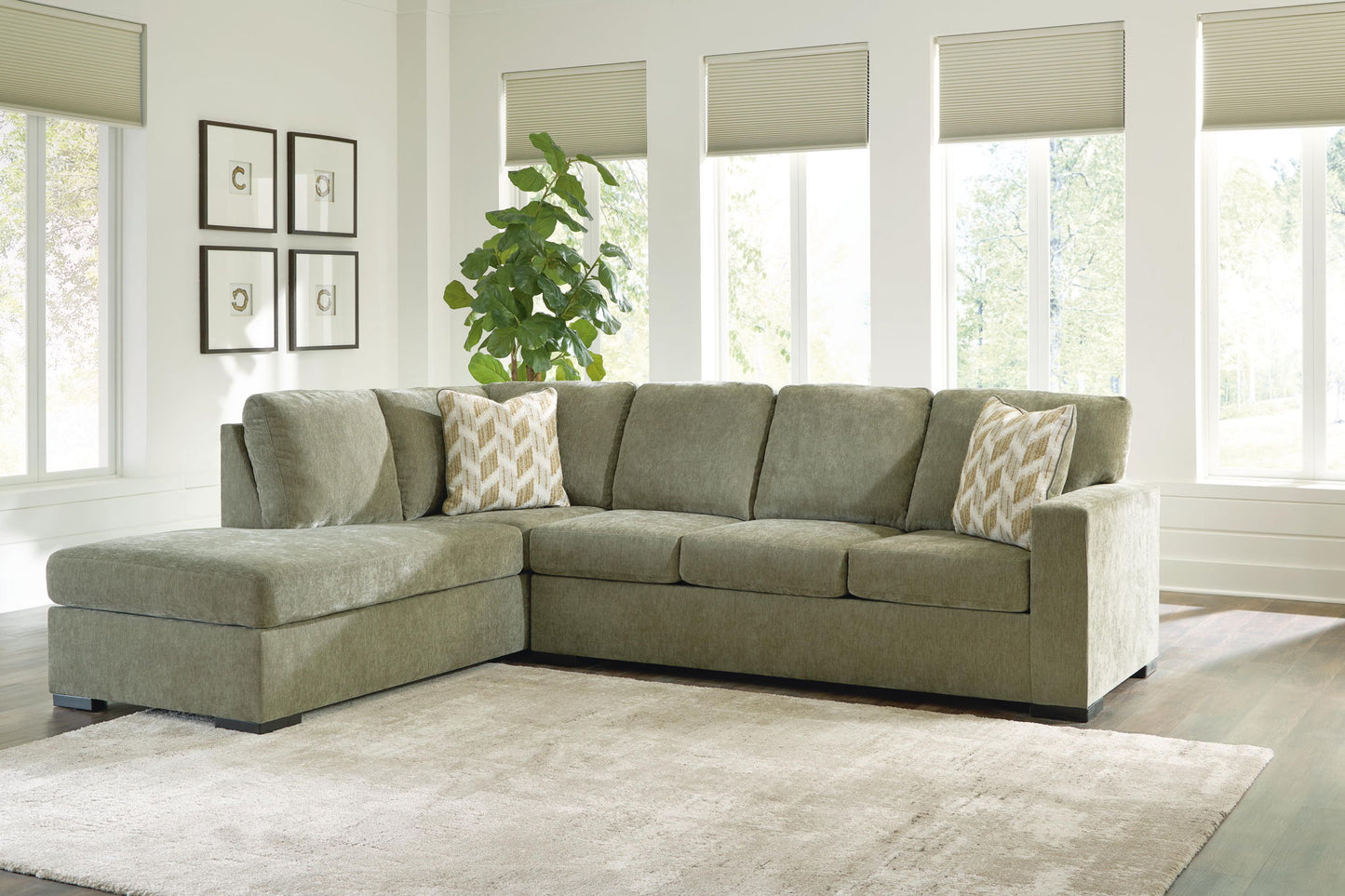 MaKaylen - Sectional