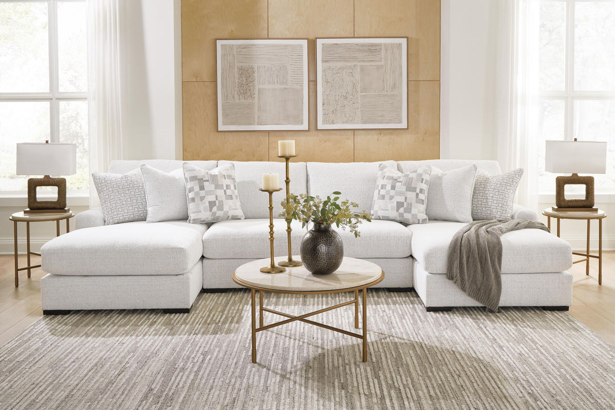 Wynncroft Manor - 4 Piece Sectional