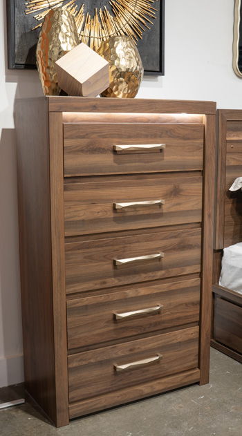 Breckori - Five Drawer Chest - Brown