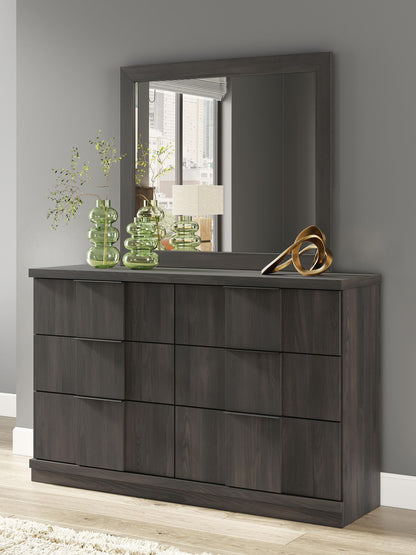 Jadiston - Six Drawer Dresser