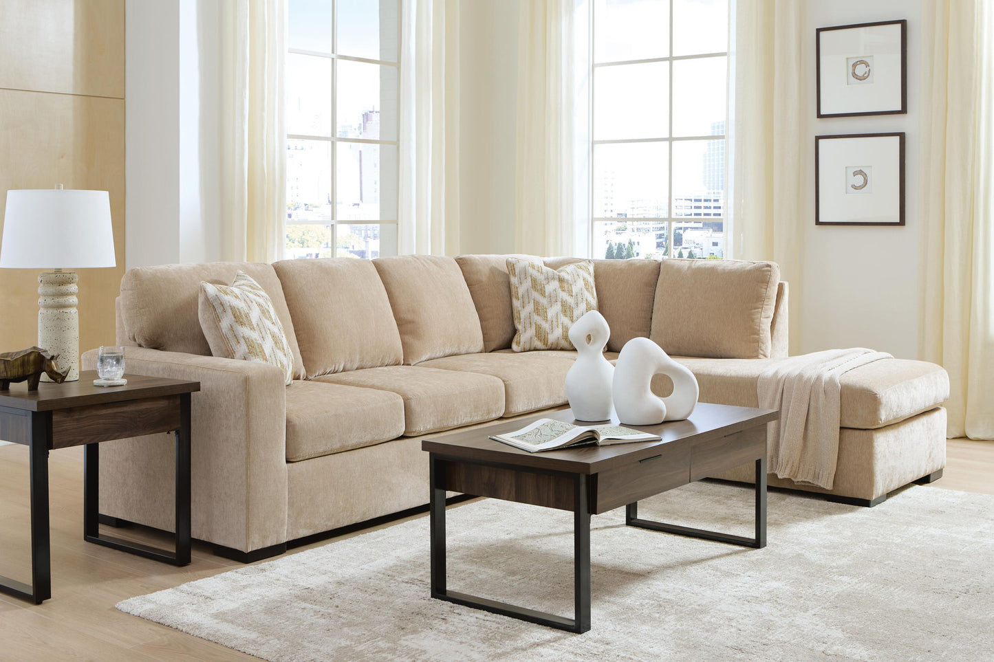 MaKaylen - Sectional